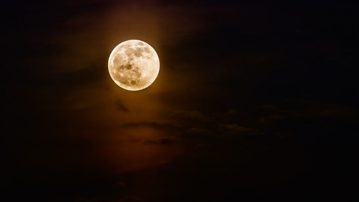 Full Moon Tour Full Moon Tour