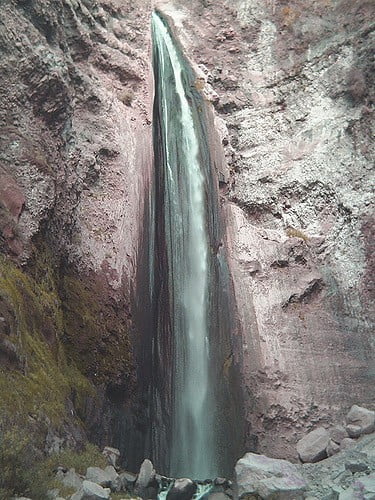 Cascades Cascades
