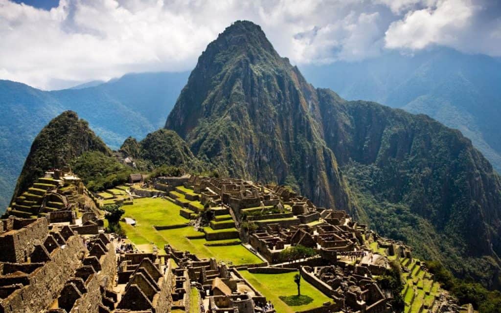 Machu Picchu Aufnahme mit Huyana Picchu